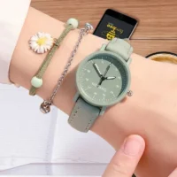 Women Quartz Watch 1